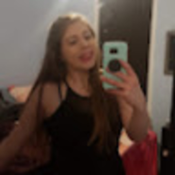 Meet the Posher Other - Meet your Posher, Kayla